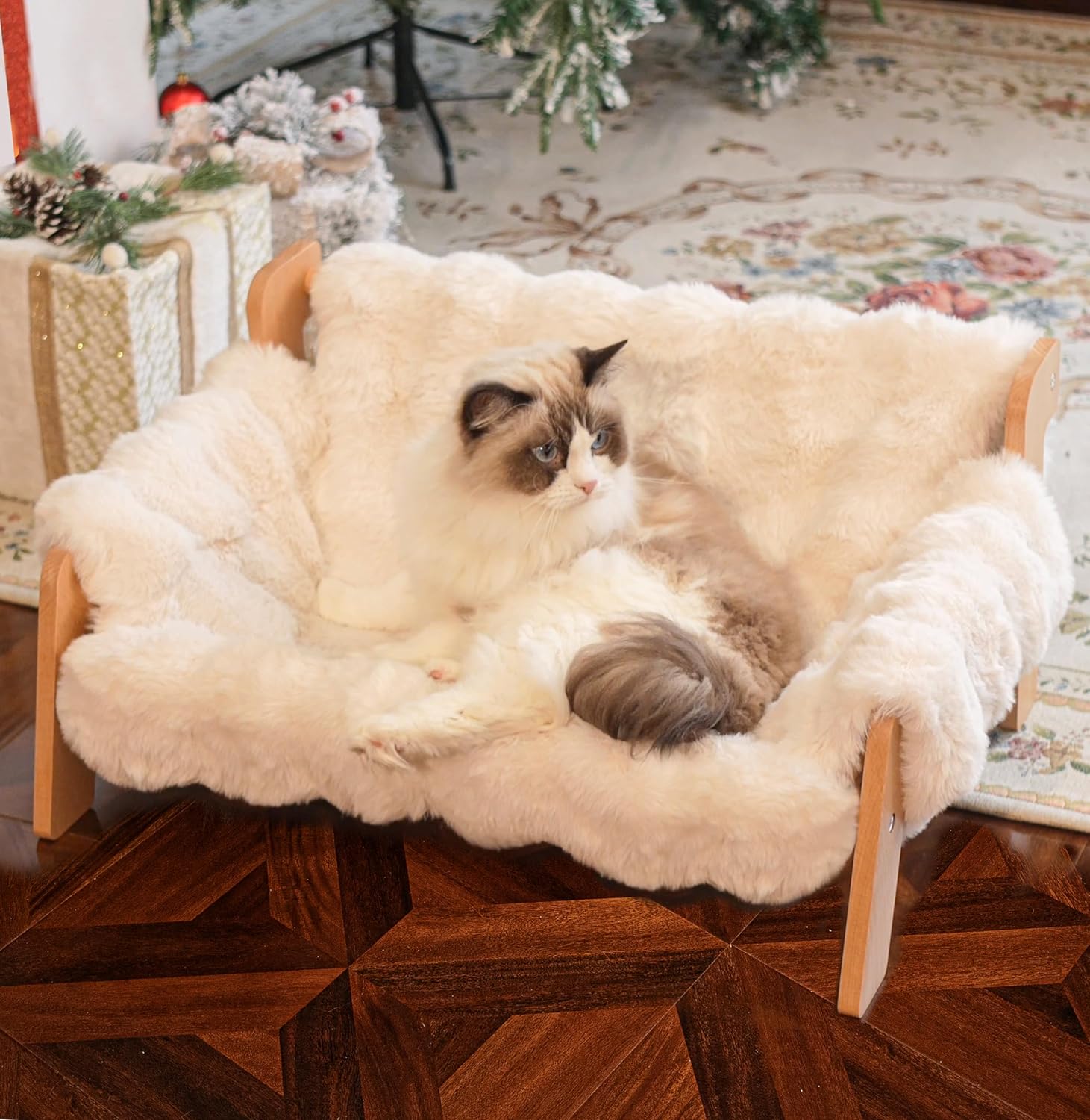 CHEERHOME PETS Raised Cat Couch Bed for Indoor Cats, Elevated Dog Sofa Recliner Fluffy Pet Lounge Chair Suitable for Small and Medium Dog(Off-White)